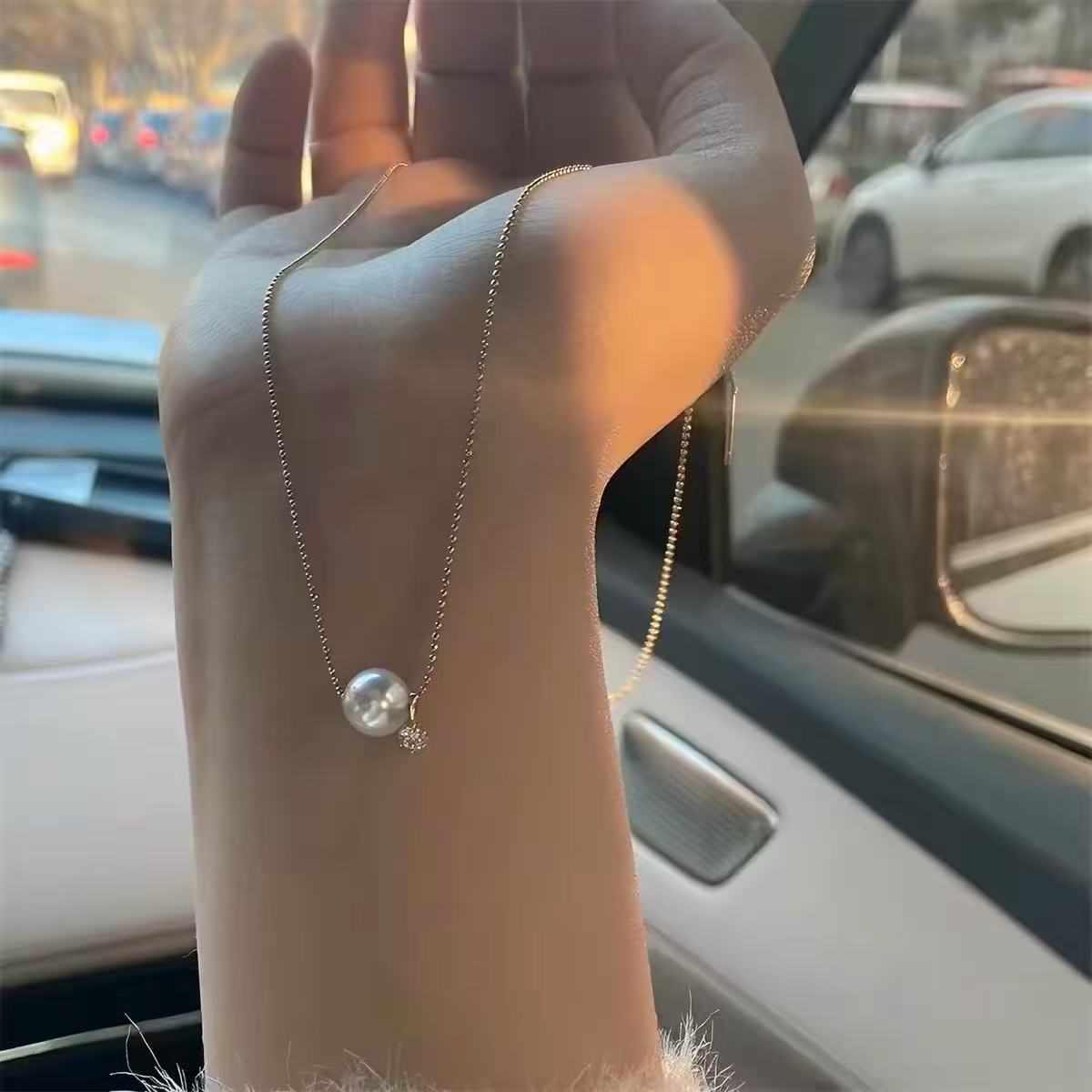 قلادة لؤلؤ جديدة من الفضة الإس - مراجعة Pearl Trim Chain وسعره